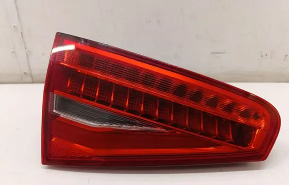 Audi A4 S4 B8 8K Tailgate rear/tail lights 8K5945093AC