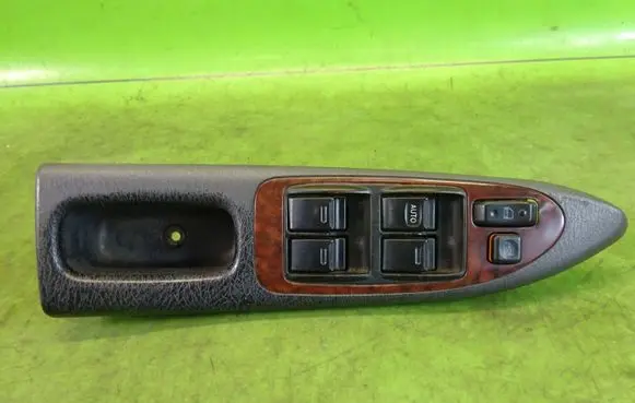 Toyota Avensis T220 Electric window control switch