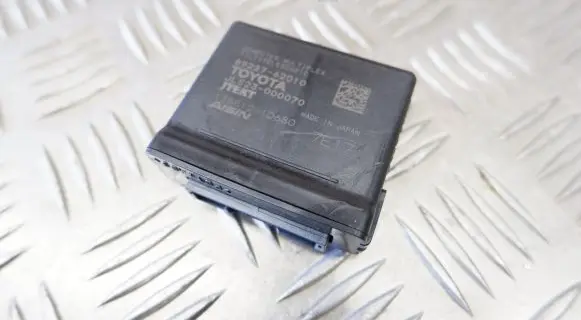 Lexus RX 450H Other control units/modules 8922762010