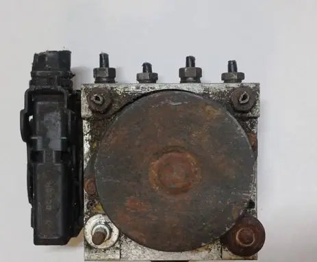 Iveco Daily 4th gen ABS Pump 0265231450 0265800375 504075551