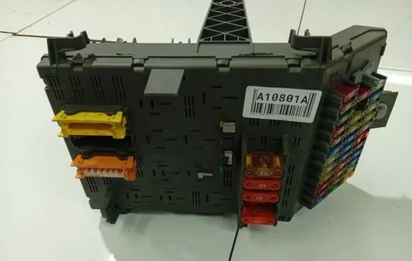 Renault Laguna I Fuse box set 7703297326
