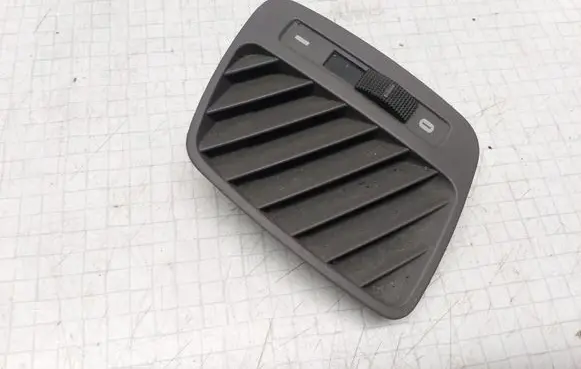 Audi A6 S6 C5 4B Dashboard side air vent grill/cover trim 4B0819793