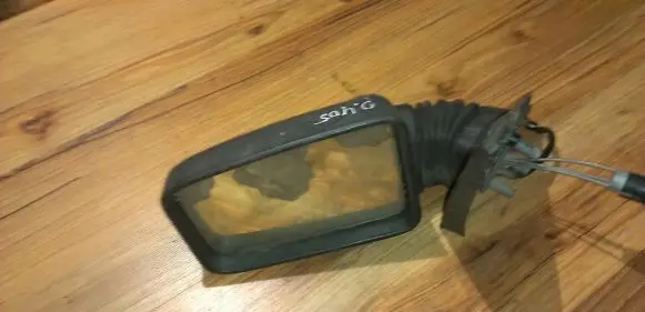 Peugeot 405 Front door electric wing mirror
