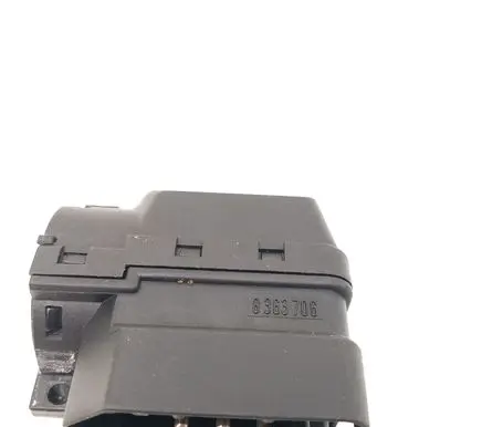BMW 7 E38 Ignition lock contact 8363706