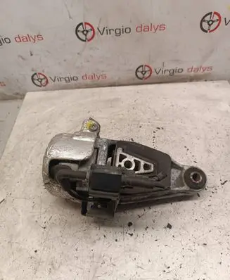 Peugeot 607 Engine mount bracket 320A24E