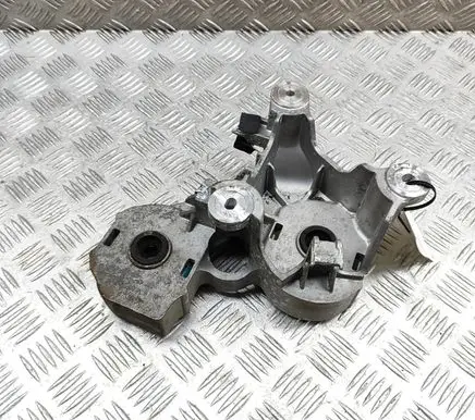 Mercedes-Benz EQS V297 Engine mount bracket A2978306502
