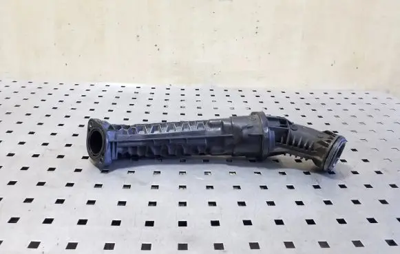 Volvo XC70 Intercooler hose/pipe 31441871