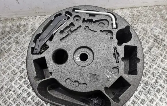 Bentley Flying Spur Tool set 3W0012123H