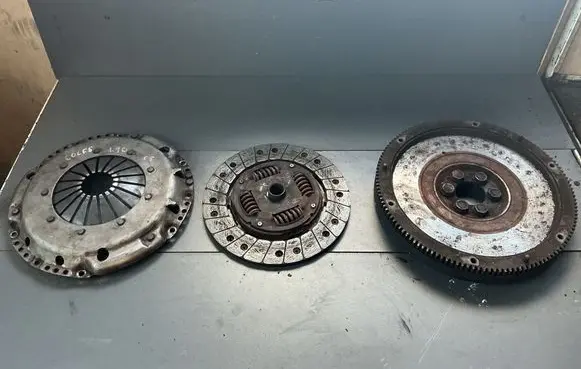 Volkswagen Golf V Clutch set kit