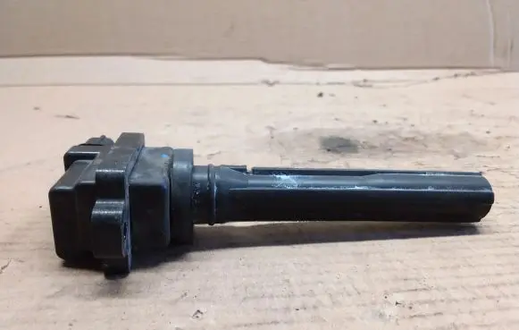 Suzuki Grand Vitara I High voltage ignition coil 3341077E2