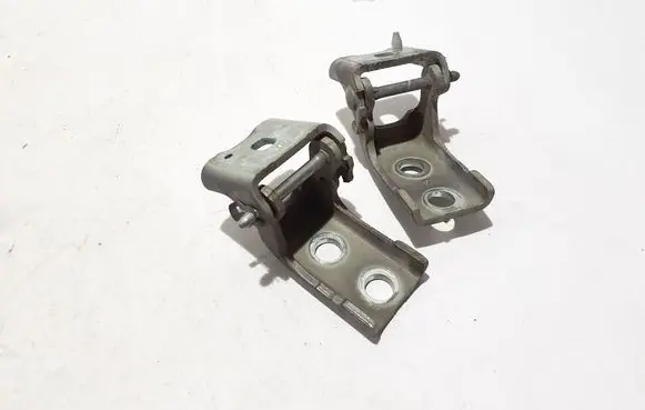 Toyota Proace Front door upper hinge SU001A3058