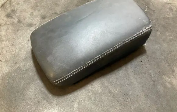Nissan Qashqai Armrest