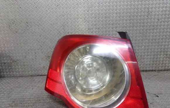 Volkswagen PASSAT B6 Rear/tail lights ZSB3C5945095C