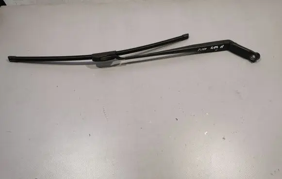 Toyota Auris 150 Windshield/front glass wiper blade 