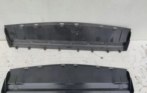 Mercedes-Benz Vito Viano W447 Fender grill 4478857400