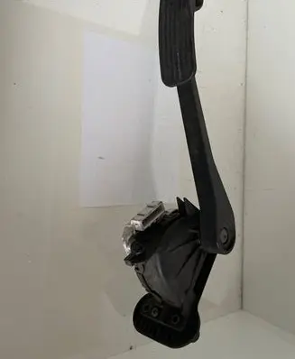 Volvo V70 Accelerator throttle pedal 30636003 6PV00853700 0512
