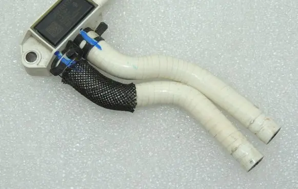 Nissan X-Trail T32 Air pressure sensor 208743100R 2081700Q0G
