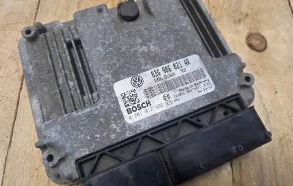 Volkswagen Caddy Engine control unit/module 03G906021AR