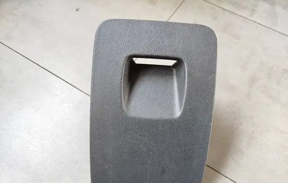 Renault Trafic III (X82) Glove box 689219800R 1259211X 48125M
