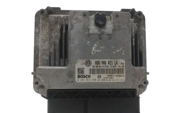 Volkswagen PASSAT B6 Engine control unit/module 03G906021LR 03G906021AN 0281013260