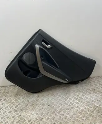 Hyundai Santa Fe Rear door card panel trim 833212W000