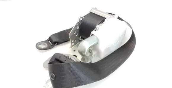 Toyota RAV 4 (XA30) Front seatbelt 7Q1410P 79967