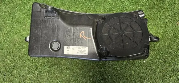 Porsche Cayenne (9Y0 9Y3) Panel speaker 9Y0035916B 675091002 034536