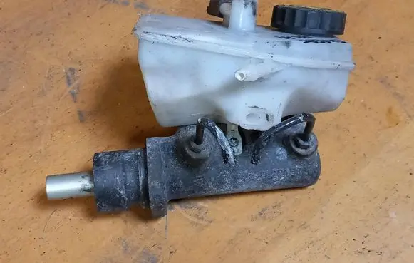 Peugeot 307 ABS Pump 221573
