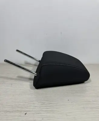 Toyota Yaris Cross Front seat headrest 333231