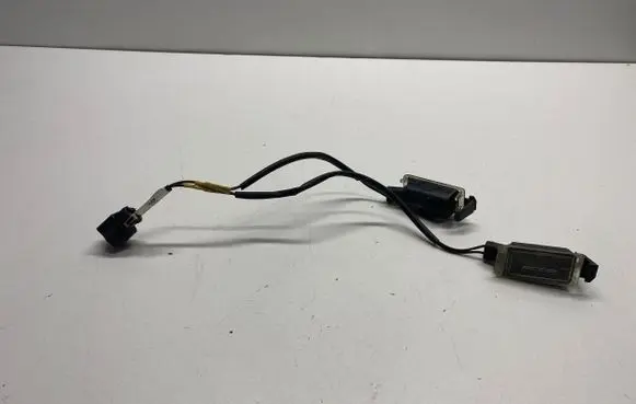 Chevrolet Camaro Number plate light J2212896