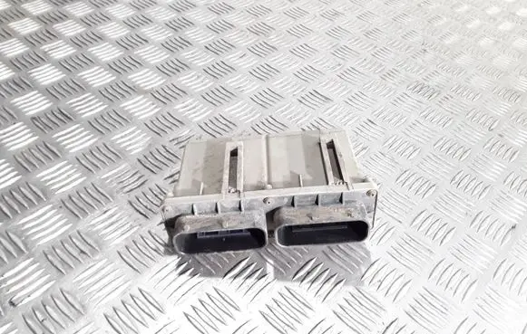 Opel Astra G Fan control module 09131731
