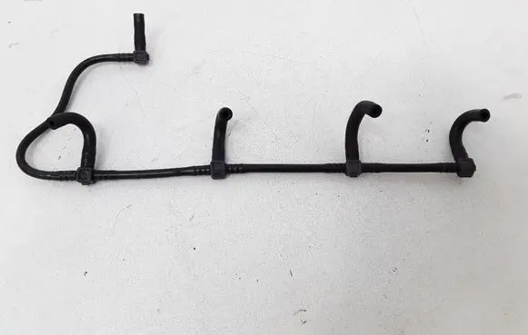 Nissan Almera N16 Fuel line/pipe/hose 