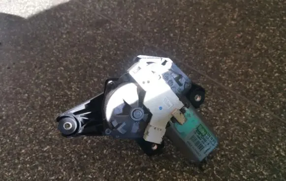 Renault Scenic II - Grand scenic II Rear window wiper motor 8200153458B