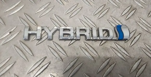 Toyota Auris E180 Fender model badge letters R130