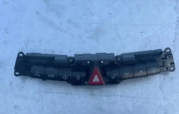 Mercedes-Benz S W220 Hazard light switch 2208217658 0542154001 3326180100
