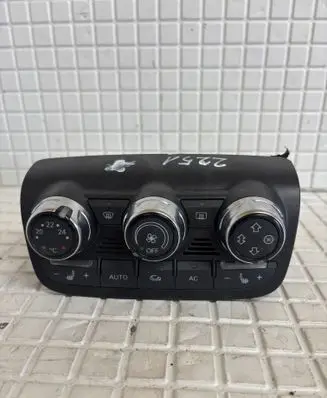 Audi TT TTS Mk2 Climate control unit 747366