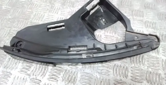 Volvo XC60 Headlight/headlamp mounting bracket 30763434