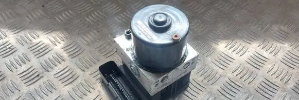 Volkswagen Golf Plus ABS Pump 1K0907379Q 1K0614517M