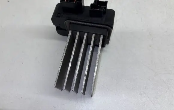 Volvo S70 V70 V70 XC Heater blower motor/fan resistor 9166694
