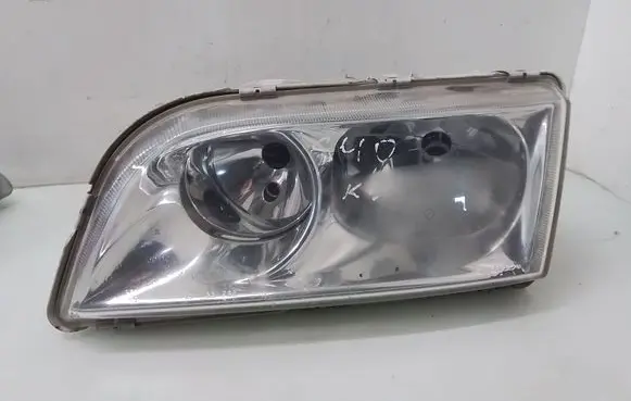 Volvo S40, V40 Headlight/headlamp