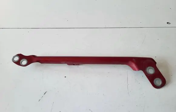 Opel Crossland X Fender mounting bracket 39024258