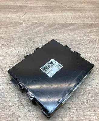 Toyota Verso Comfort/convenience module 896900F010 MB1028500181 PowerManagement