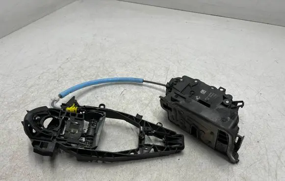 BMW X5 G05 Front door lock 9464893 A052111 19864010