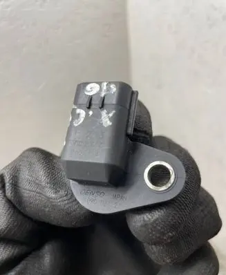 Volvo XC90 Camshaft position sensor 8627354