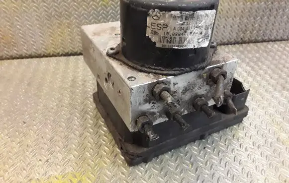 Mercedes-Benz CLK A209 C209 ABS Pump 0325459132