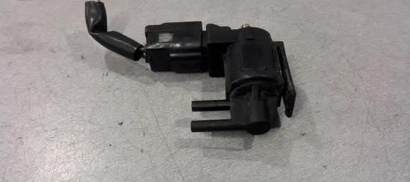 Mazda 626 Turbo solenoid valve K5T44173 0X31 K303A