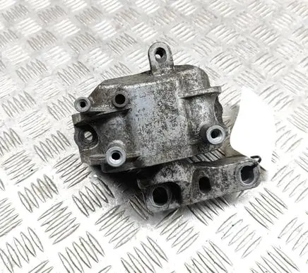 Volkswagen Caddy Engine mount bracket 1K0199262CB
