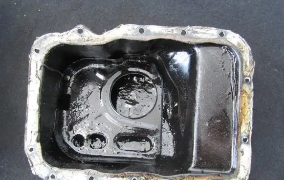 Mazda 323 Oil sump