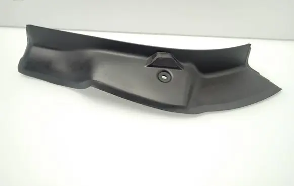 Mercedes-Benz E W213 Rear/tail light trim molding A2136900702 A2136900702006