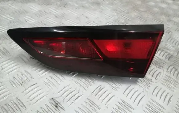 Opel Astra K Tailgate rear/tail lights 39032993 81390202 366069842